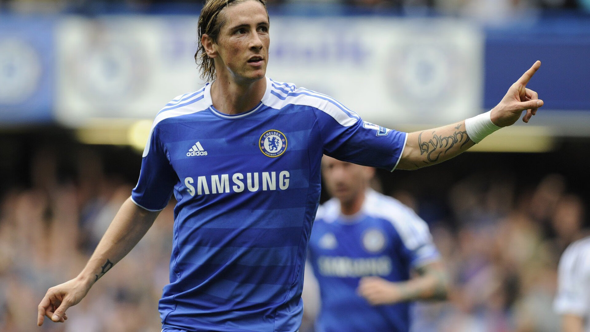 英格兰足总杯半决赛 曼联点球大战淘汰曼城 曼市德比演绎极致悬念